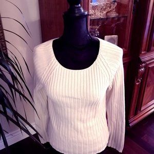 GAP Cream/Beige Colour Sweater